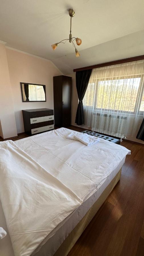 רזלוג Valevitsata Guesthouse מראה חיצוני תמונה