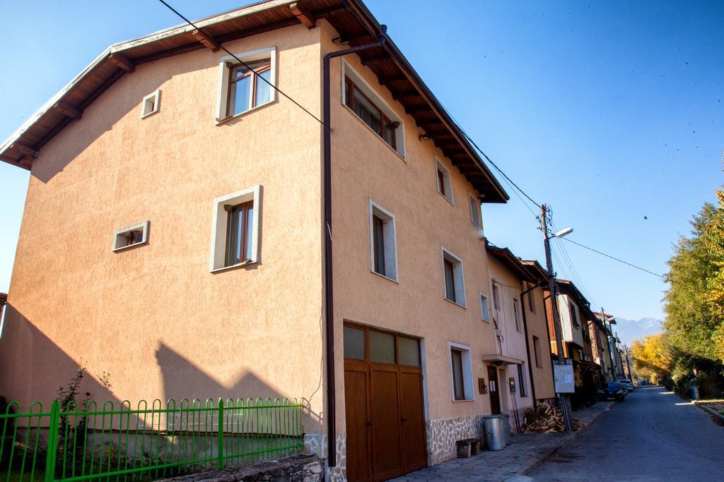 רזלוג Valevitsata Guesthouse מראה חיצוני תמונה